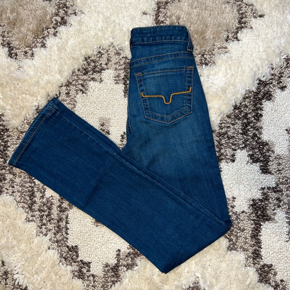Kimes ranch Betty Seventeens